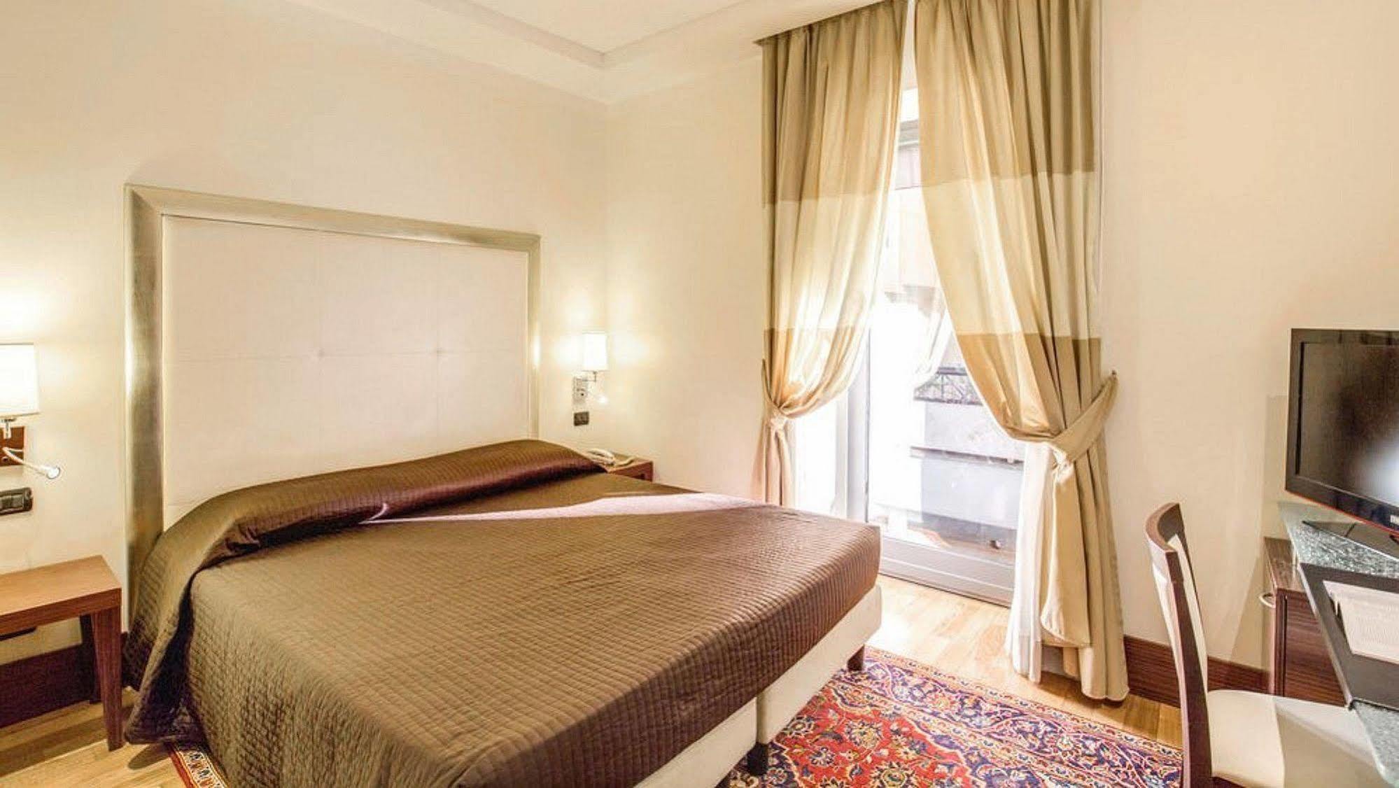 The Strand Hotel Rome Extérieur photo